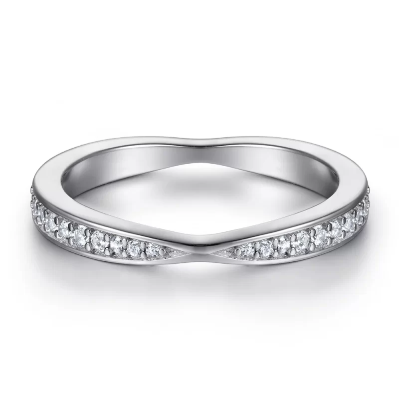 Engagement Ring with lab grown diamonds or moissanite