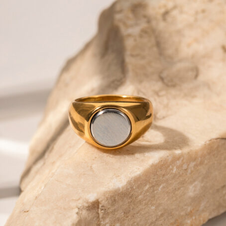 Aurelia K18 Gold-Vermeil Signet Ring